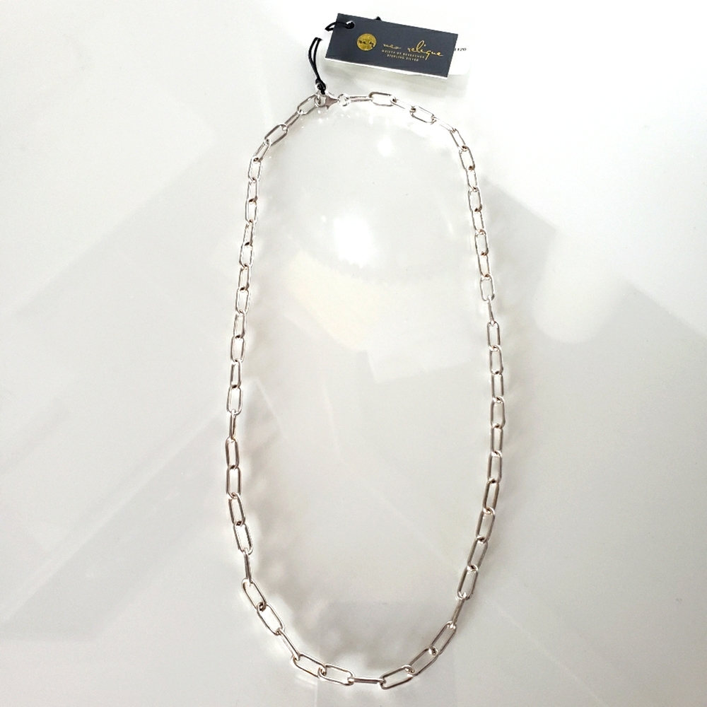 Elegant Silver Chain Necklace